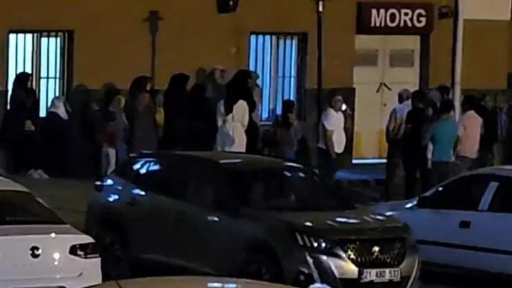 Diyarbakır'da babasının kullandığı minibüsün altında kalan çocuk hayatını kaybetti