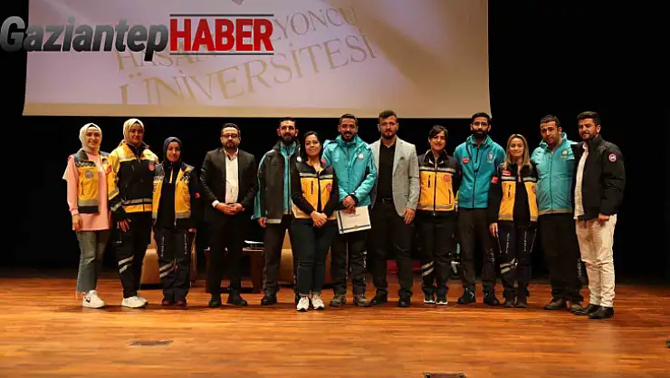 Doğal Afet ve Savaş Durumlarında Paramediklerin rolü HKÜ'de konuşuldu