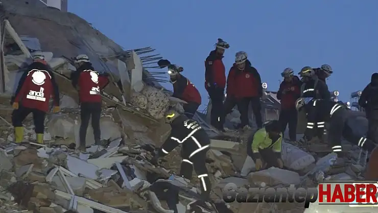 Emre Apartmanı'nda arama kurtarma çalışmaları 38. saatinde