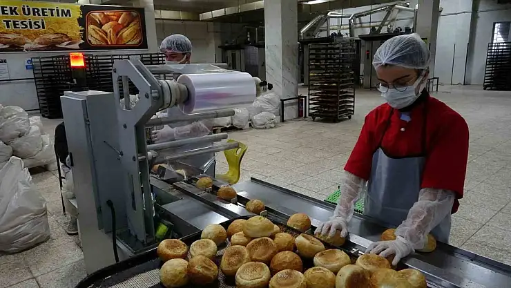 Fabrika gibi çalışan lisenin yıllık cirosu 1,5 milyon