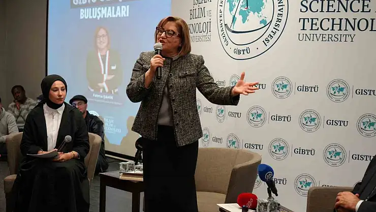 Fatma Şahin, GİBTÜ gençlik buluşmalarında öğrencilerle bir araya geldi