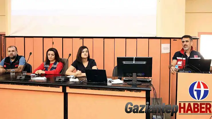 GAÜN öğrencilerine afet kültürü semineri