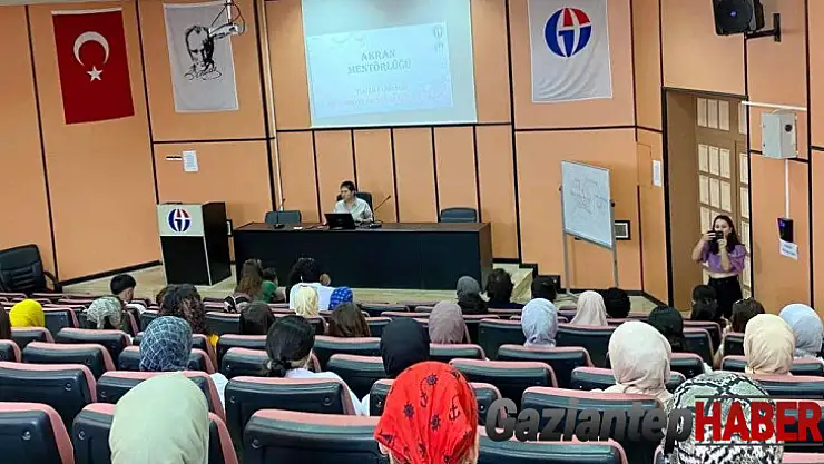 GAÜN Turizmde akran mentörlük uygulaması başladı