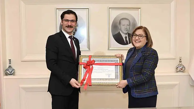 Gaziantep Büyükşehir'e iki önemli belge