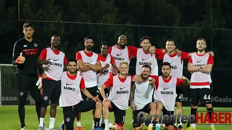 Gaziantep FK 'da kazan beyaz takım