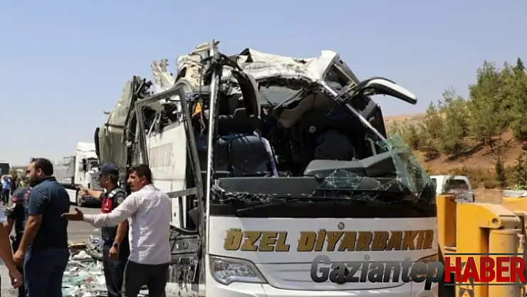 Gaziantep'te 15 kişinin öldüğü kazaya karışan otobüs şoförü adliyeye sevk edildi