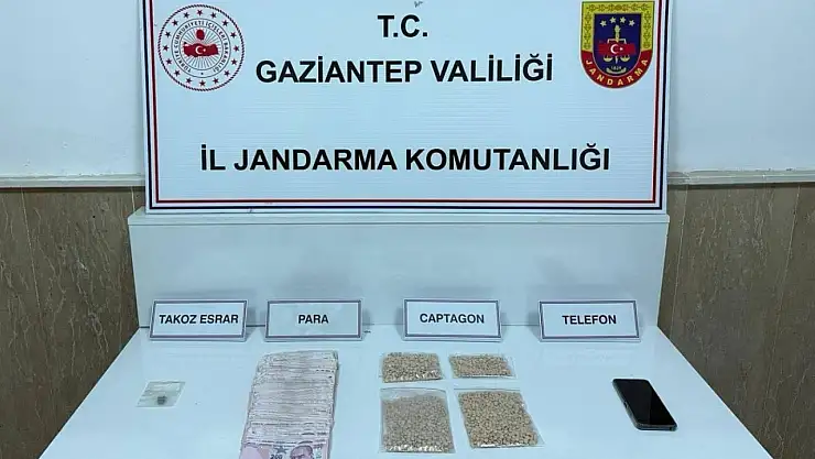 Gaziantep'te 4 bin 587 adet captagon hap ele geçirildi: 4 şahıs tutuklandı
