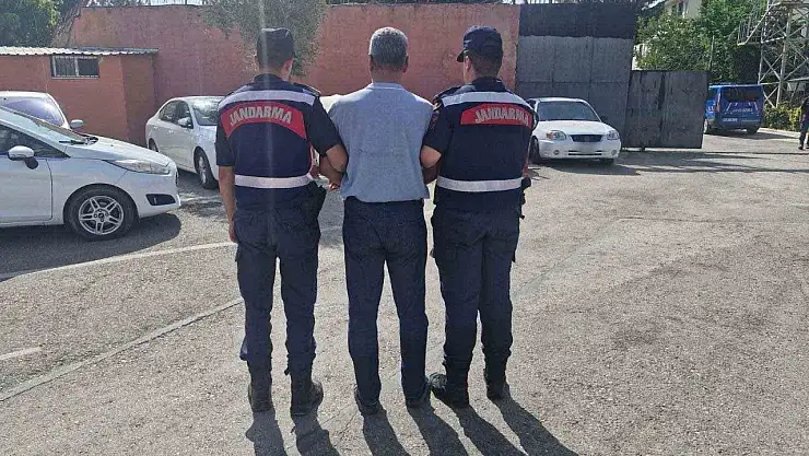 Gaziantep'te 5 adet tabanca ile 1 adet av tüfeği ele geçirildi