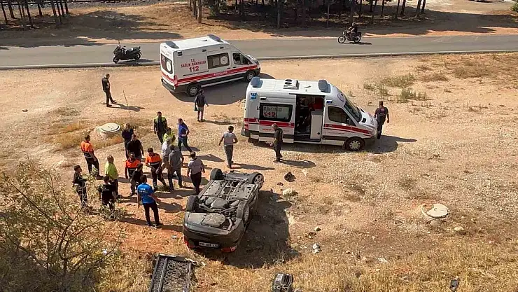 Gaziantep'te 5 metreden şarampole uçan otomobilin sürücüsü yaralandı