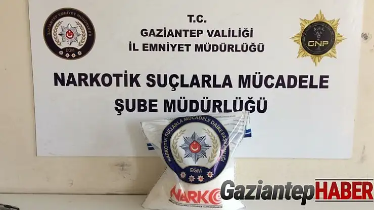 Gaziantep'te 8 kilo metamfetamin ele geçirildi: 2 gözaltı