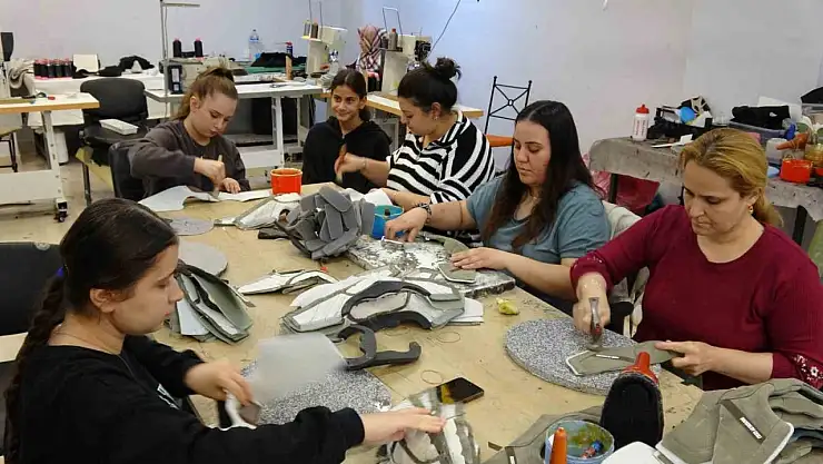 Gaziantep'te ayakkabı sektörünün imdadına kadınlar yetişti