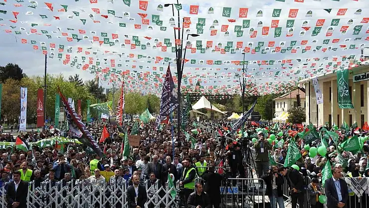 Gaziantep'te binlerce kişi Mevlid-i Nebi etkinliğinde buluştu