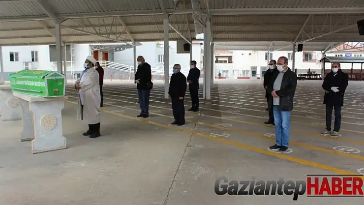 Gaziantep'te cenazelere katılımlarına sınırlama geldi