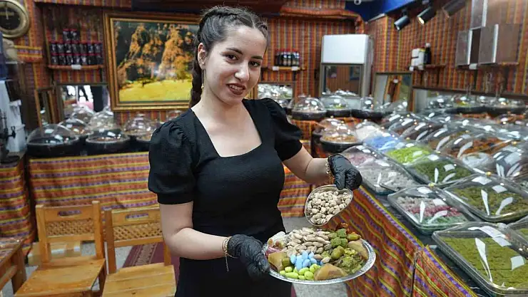 Gaziantep'te damat tepsileri hazırlanmaya başlandı