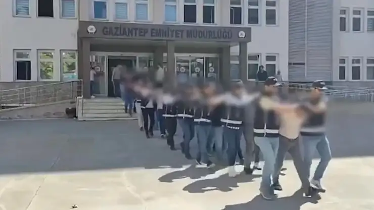 Gaziantep'te ehliyet sınavında 56 joker yakalandı