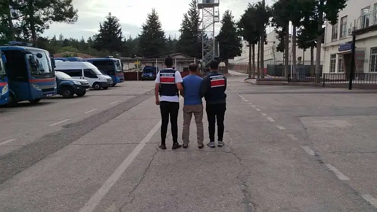 Gaziantep'te göçmen kaçakçılığı organizatörlerine yönelik operasyon