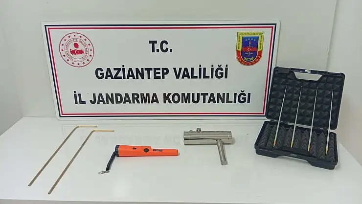 Gaziantep'te kaçak kazı yapan 4 şahıs suçüstü yakalandı