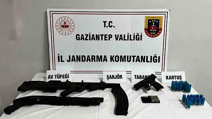 Gaziantep'te silah kaçakçılığı operasyonu: 28 adet tabanca ve tüfek ele geçirildi