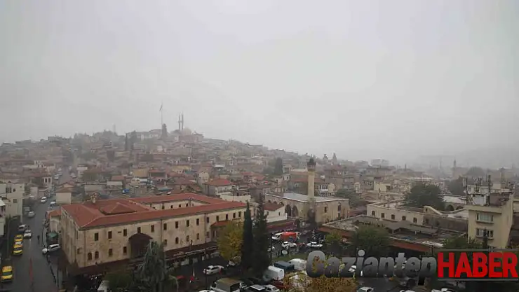 Gaziantep'te sis etkisini sürdürüyor