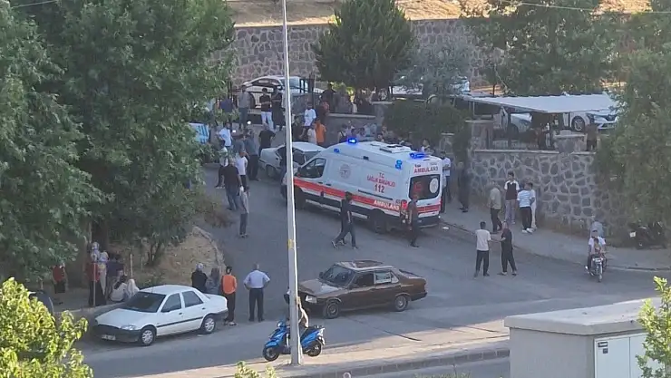 Gaziantep'te sokak ortasında 2 kardeşe silahlı saldırı