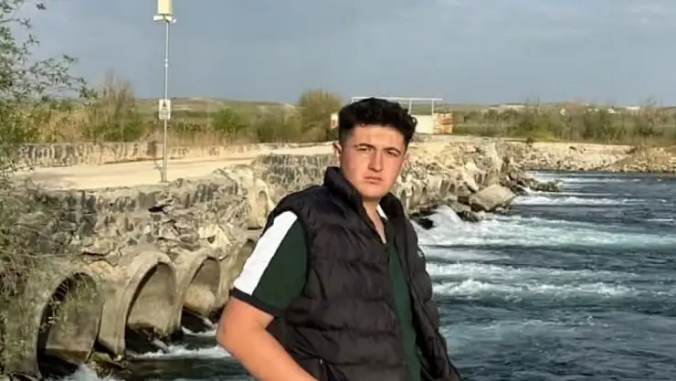 Gaziantep'te traktörün altında kalan genç hayatını kaybetti