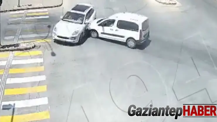 Gaziantep'teki feci trafik kazaları kameralara yansıdı