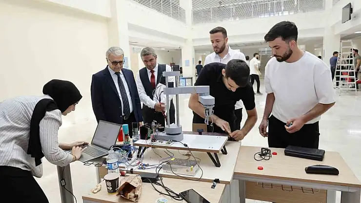 GİBTÜ'de 20'den fazla proje görücüye çıktı