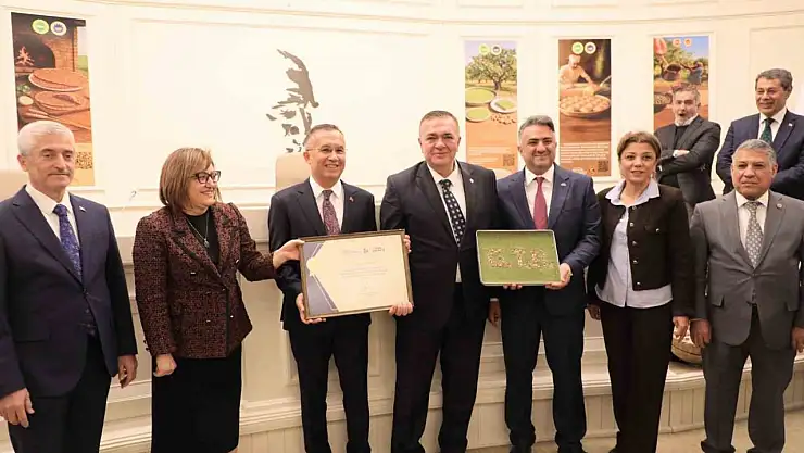 GTB'ye coğrafi işaret başarıları için teşekkür plaketi
