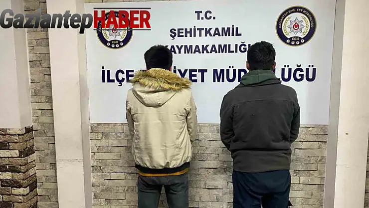 Hırsızlık suçundan aranan şahsın kimliğiyle oto hırsızlığı yapan 2 şüpheli yakalandı
