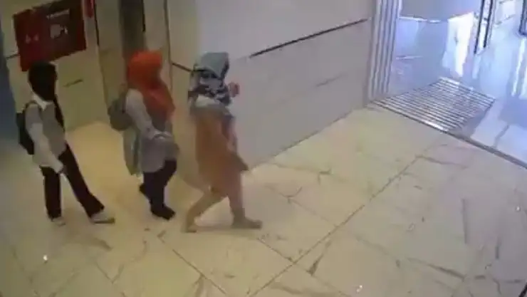 Hırsızlıklarını türbanla kamufle ettiler