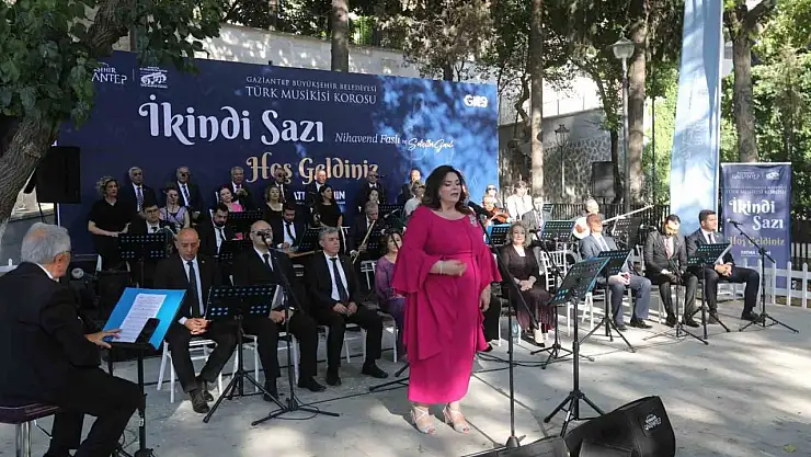 İkindi sazı geleneği ile Gaziantep'e özgü türküler yeniden seslendirildi
