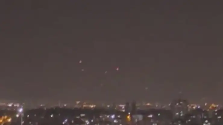 İran'ın İsrail'e attığı füzeler gece boyunca Gaziantep'ten görüldü