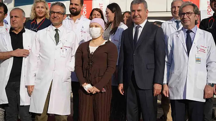 Kanseri yenen Didem için gökyüzüne balonlar bırakıldı