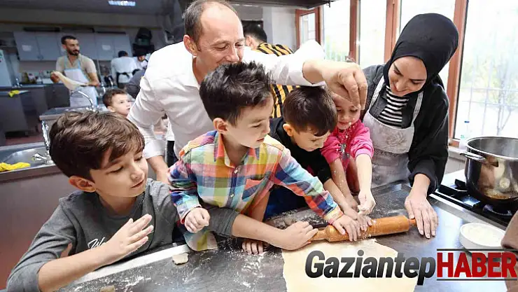 Kreş öğrencileri makarna yaptı