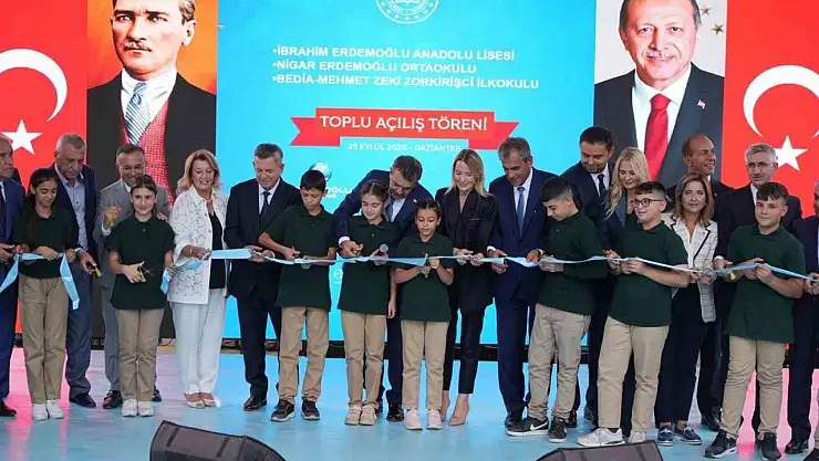 Milli Eğitim Bakanı Tekin, Gaziantep'te 3 okulun açılışını yaptı