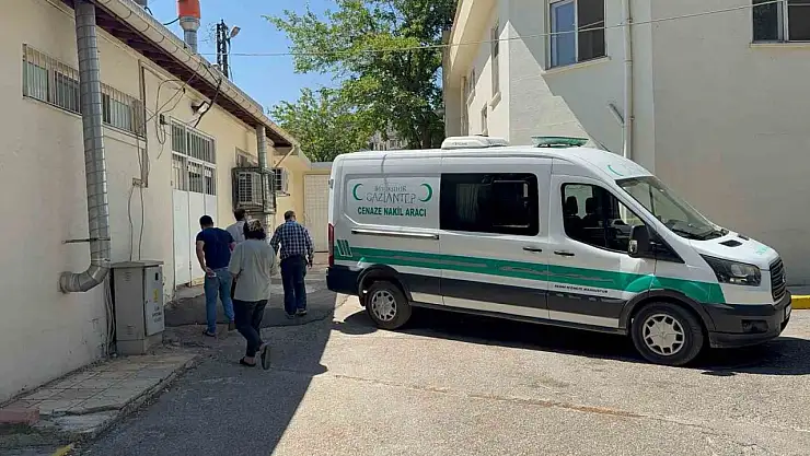 Motosiklet kazasında 22 yaşındaki genç hayatını kaybetti