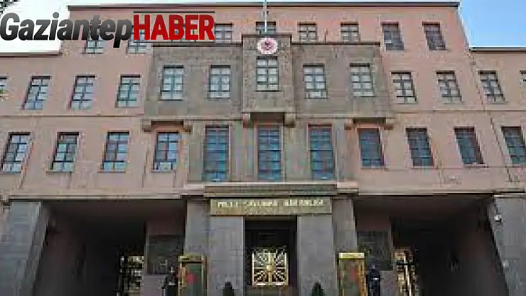 MSB: 'Irak'ın kuzeyindeki Pençe Operasyonu bölgesinde tespit edilen 3 PKK'lı terörist etkisiz hâle getirildi.'