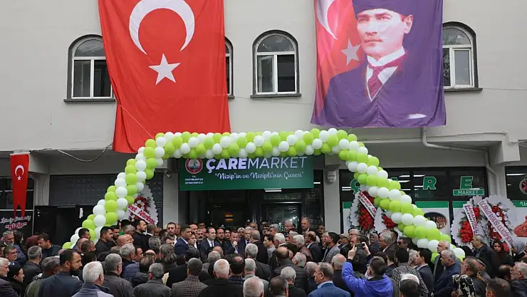 Nizip'te 'Çare Market' projesini büyük bir katılımla hizmete açıldı
