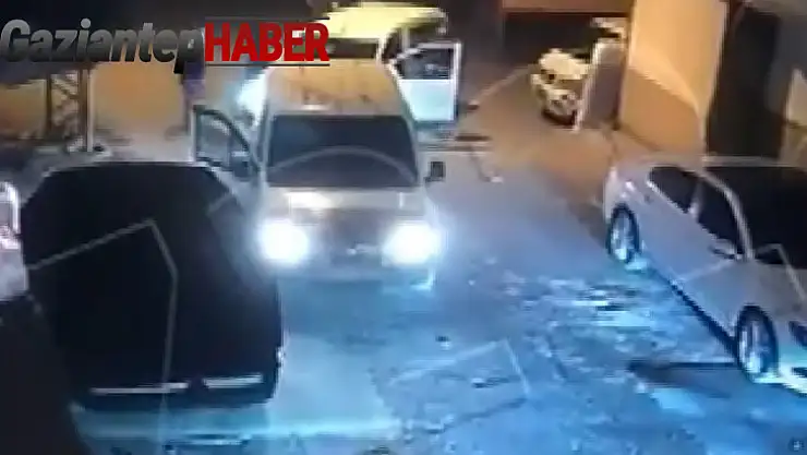 Oto hırsızı kaçmaya çalışırken kıskıvrak yakalandı