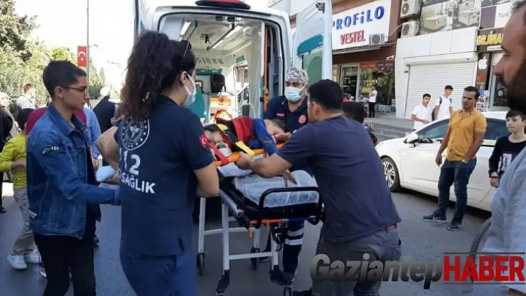 Otomobilin çarptığı öğrenci ağır yaralandı