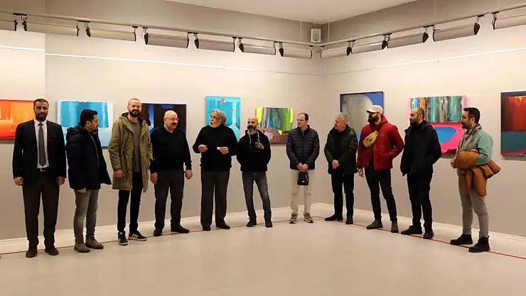 Ressam Bayar Sanko Sanat Galerisi'nde sergi açtı