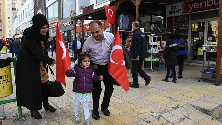 Şahinbey ay yıldızla donatılıyor