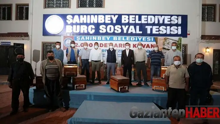 Şahinbey'de 132 arı üreticisine 2 bin arı kovanı dağıtıldı