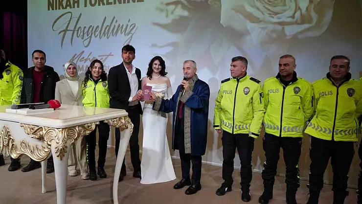 Şahinbey'de 53 çift 14 Şubat'ta dünya evine girdi