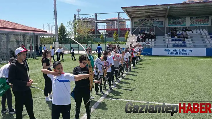 Şahinbey'de okçuluk turnuvası düzenledi