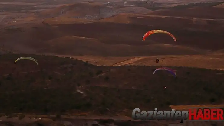 Şanlıurfa semalarında yamaç paraşütleri havalandı