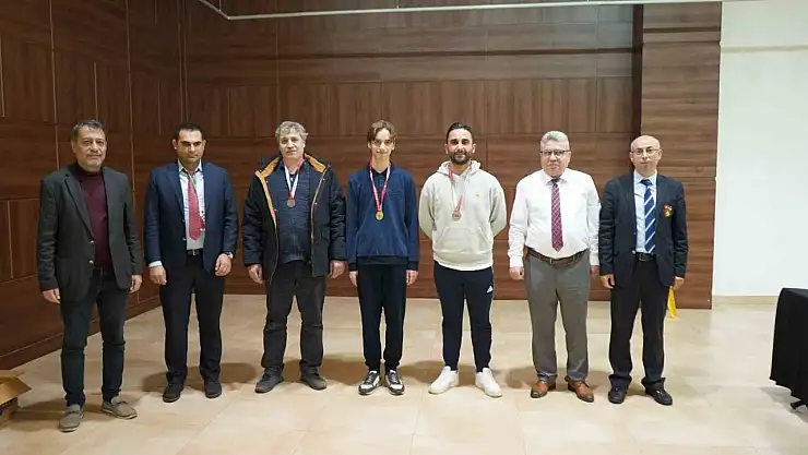 Satranç ustaları ŞKM'de yarıştı