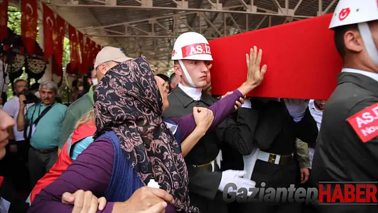 Şehit Mahsun Şimşek gözyaşlarıyla uğurlandı