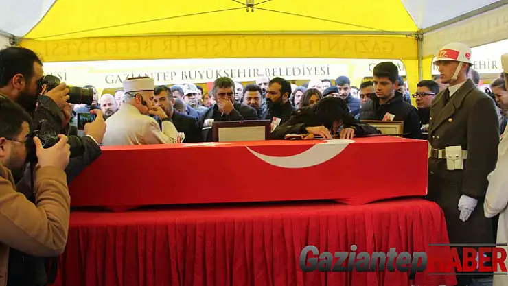Şehit Teğmen Duabey Onur Öztürkmen son yolculuğuna uğurlandı