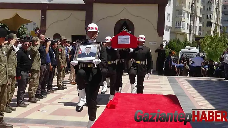 Şehit Topçu Uzman Çavuş Cirnooğlu, son yolculuğuna uğurlandı